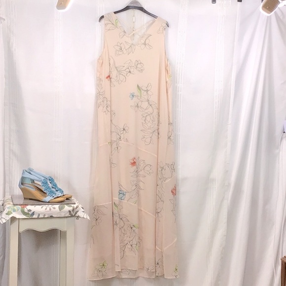 🇮🇹 PIETRO BRUNELLI Maternity Blush Floral Chiffon and Crepe Georgette Lined Gown - Picture 9 of 11